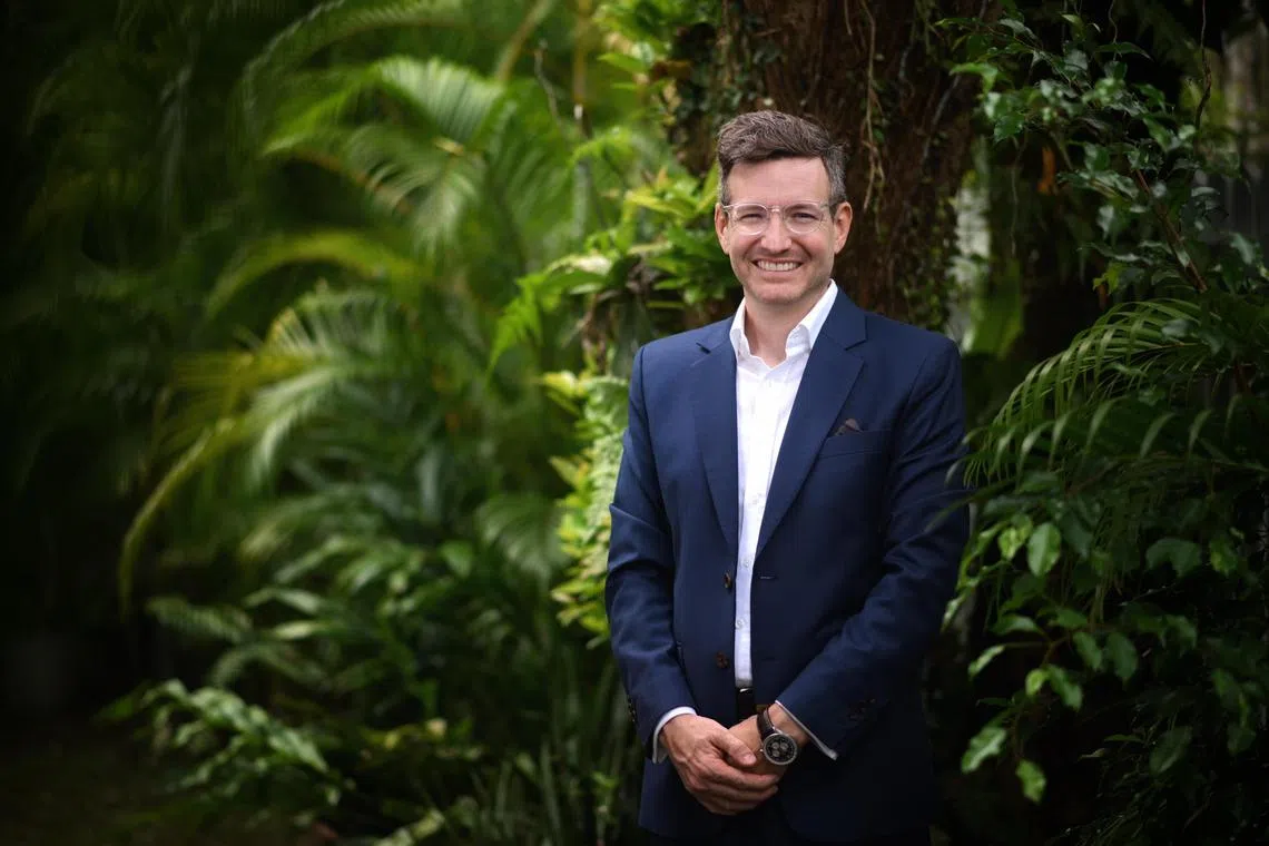 Mr Brian Arcese, 45, portfolio manager at Foord Asset Management photographed at his home on June 19, 2024 Me & My Money interview with Mr Brian Arcese, 45, portfolio manager at Foord Asset Management.

ST20240619_202490088050 pamoney Chong Jun Liang

Mr Brian Arcese, 45, portfolio manager at Foord Asset Management photographed at his home on June 19, 2024

*******************************

Me & My Money interview with Mr Brian Arcese, 45, portfolio manager at Foord Asset Management.