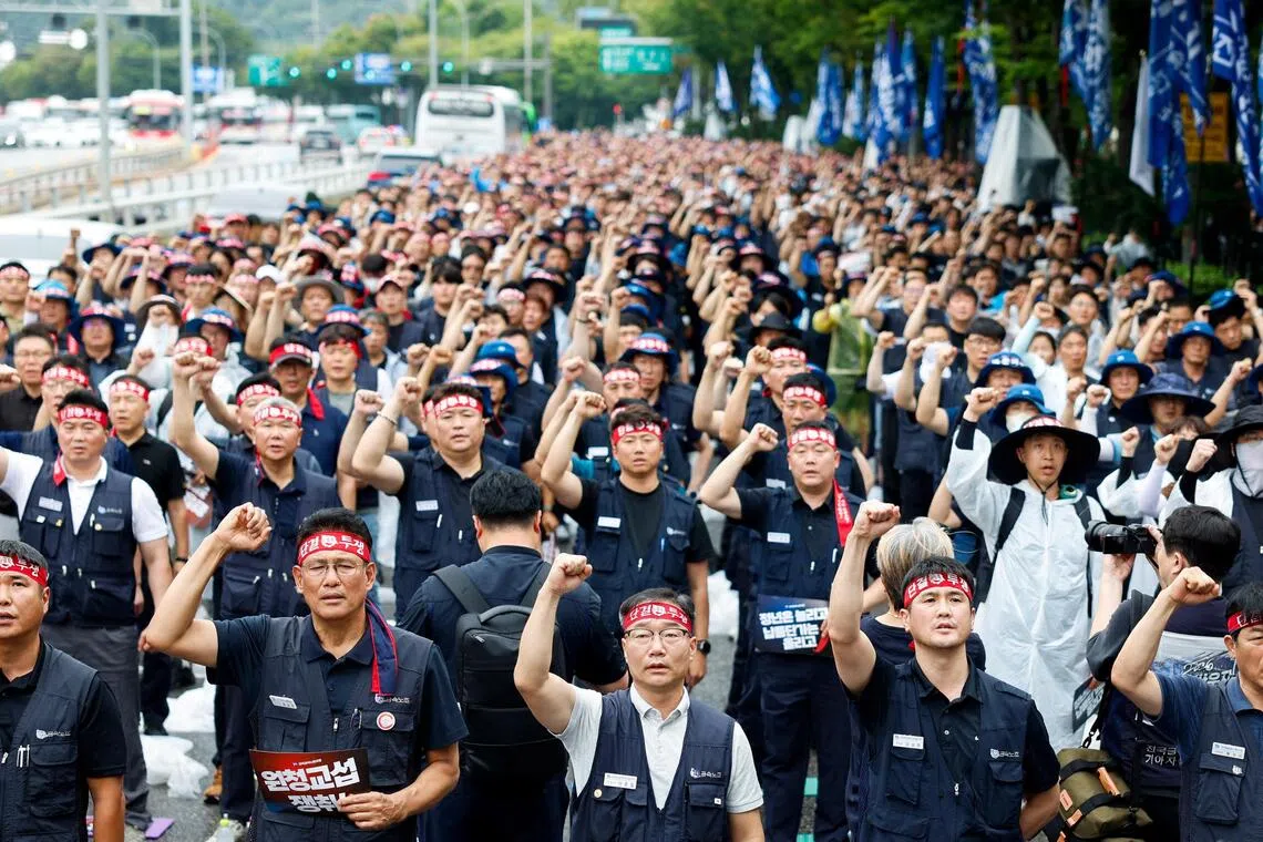 Hyundai Motor’s South Korean union approves wage deal