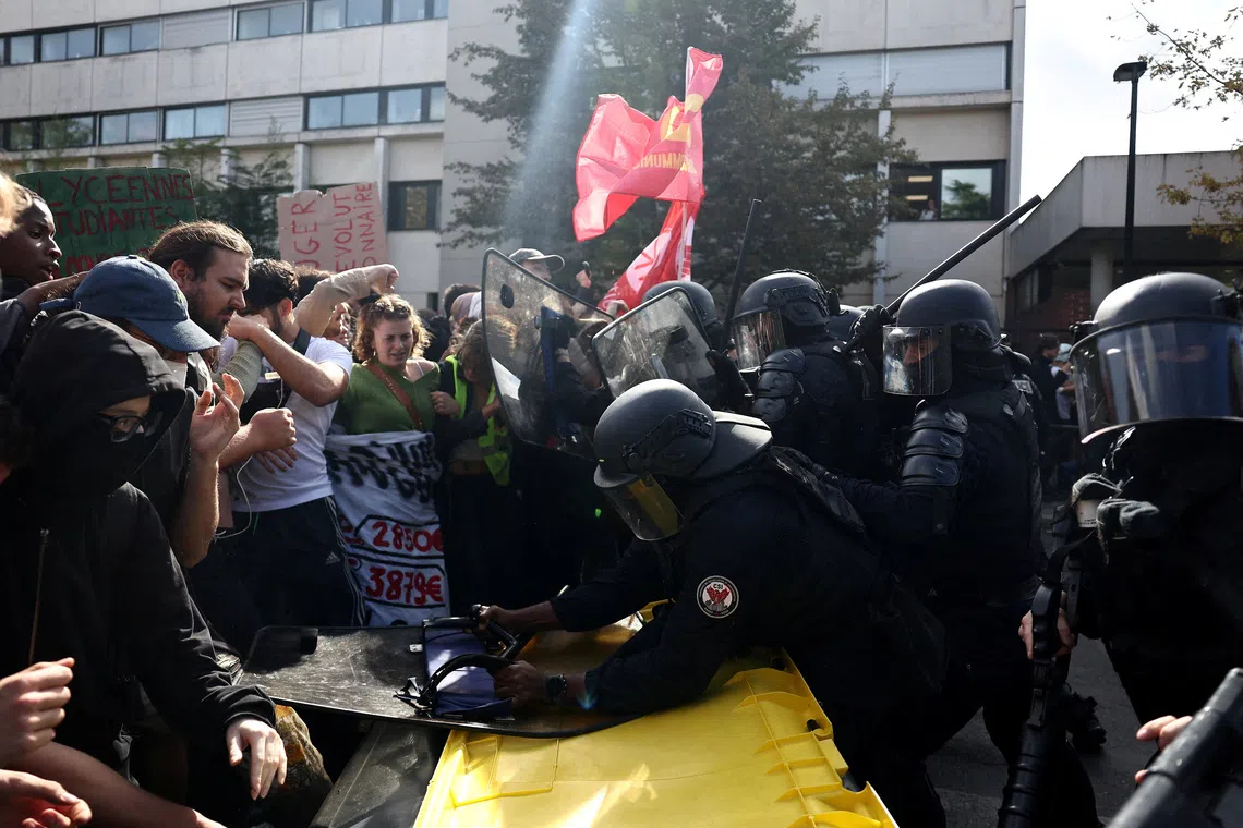 Attackers douse teacher in petrol as student protests rage across France