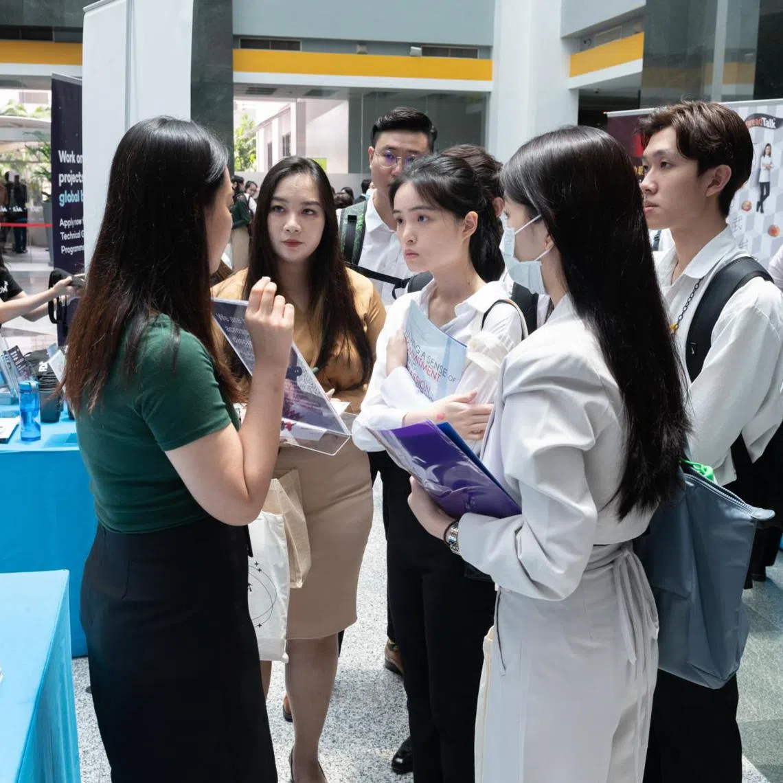 The Singapore Institute of Management currently has more than 16,000 students and the majority are Singaporeans studying full-time. 