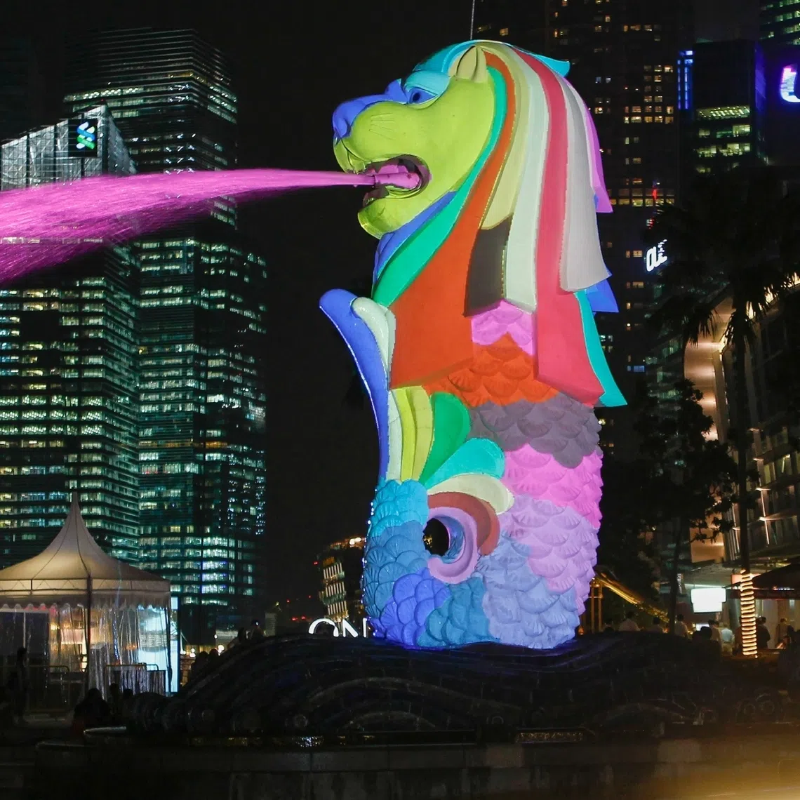 The Merlion brightly lit for i Light Marina Bay 2012.