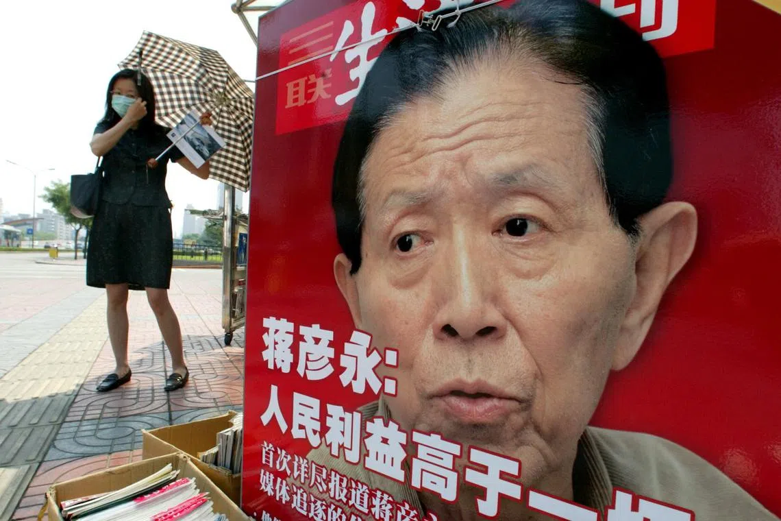 Chinese military doctor Jiang Yanyong, who exposed the full extent of the Sars epidemic when it ripped through Beijing in 2003, has died at the age of 91.