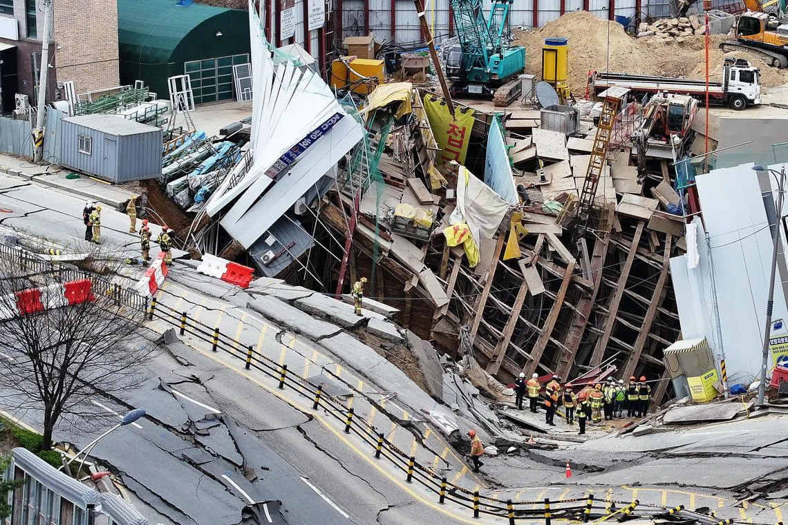 On the afternoon of April 11, an underground subway tunnel under construction in Gwangmyeong collapsed.
