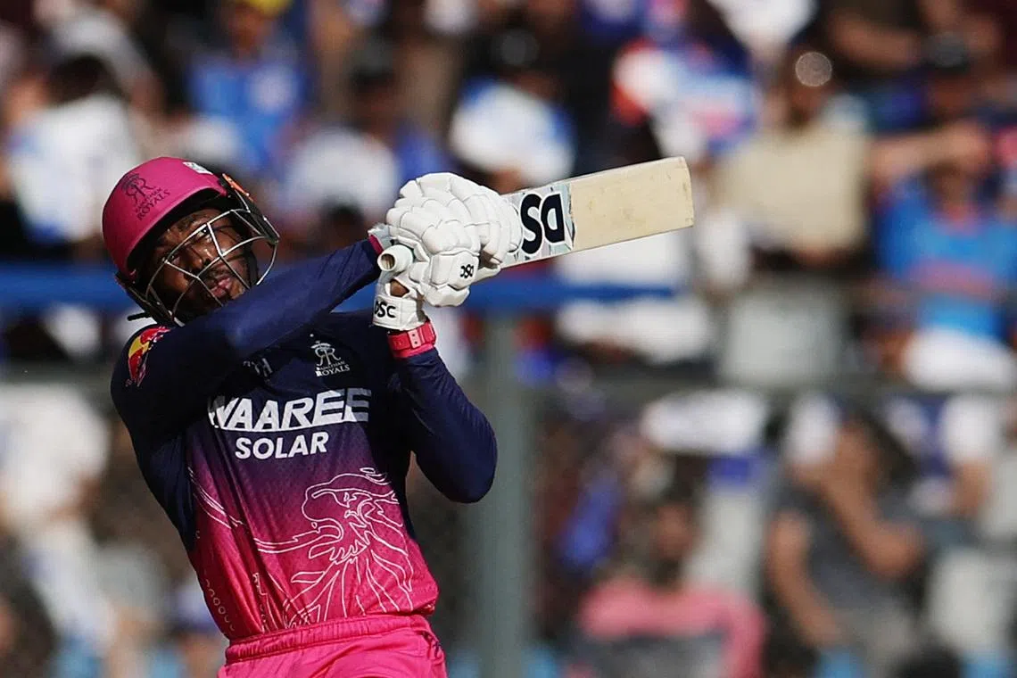 Cricket - Indian Premier League - IPL - Mumbai Indians v Rajasthan Royals - Wankhede Stadium, Mumbai, India - May 24, 2026 Rajasthan Royals' Jofra Archer in action REUTERS/Francis Mascarenhas