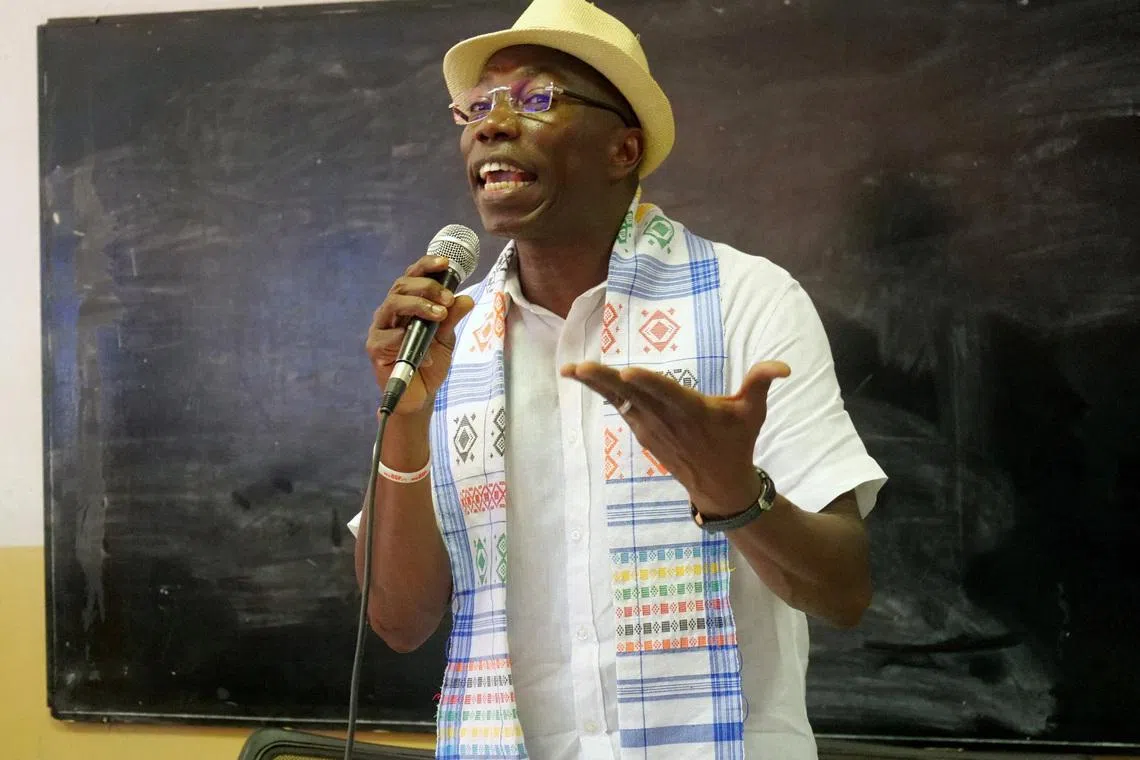 FILE PHOTO: Presidential candidate Domingos Simoes Pereira holds a meeting with students at Lusophone university in Bissau, Guinea-Bissau November 21, 2019. REUTERS/ Christophe Van Der Perre/File Photo