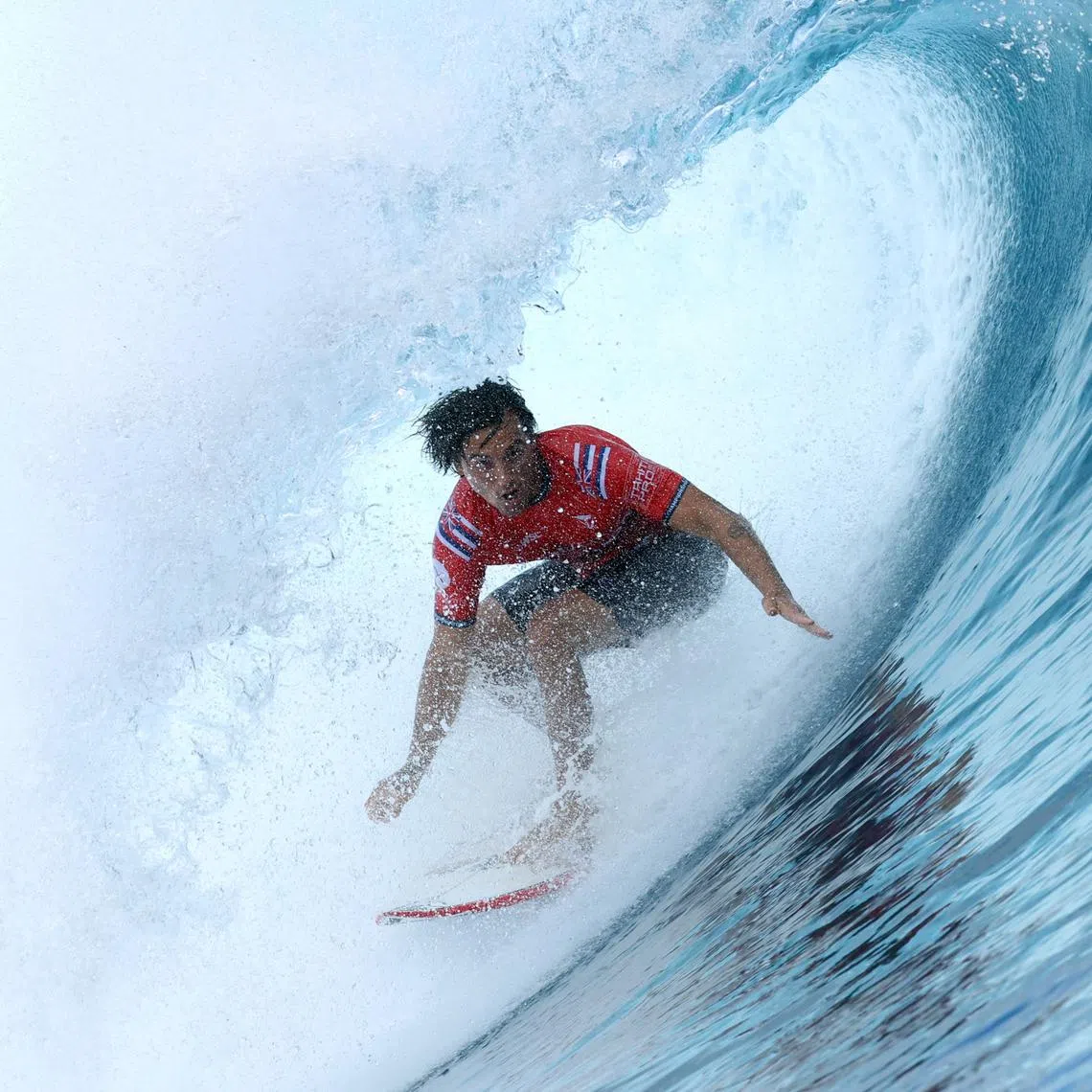 FILE PHOTO: Surfing - World Surf League - Tahiti Pro - Teahupo'o, Tahiti, French Polynesia - May 30, 2024  Hawaii's Barron Mamiya in action during the round of 16 heat 8 REUTERS/Thomas Bevilacqua/File Photo