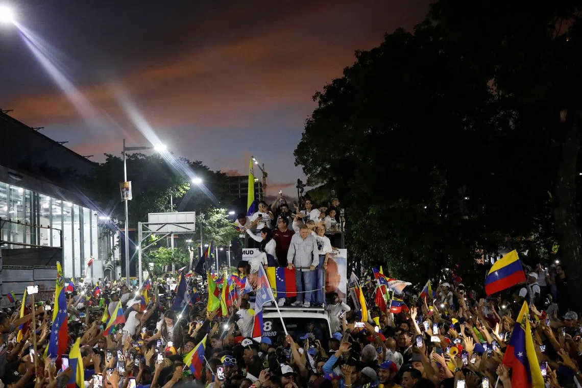 Venezuelan opposition presidential candidate Edmundo Gonzalez and Venezuelan opposition leader Maria Corina Machado participate in a presidential election campaign closing rally in Caracas, Venezuela, July 25, 2024. REUTERS/Leonardo Fernandez Viloria/FIle Photo