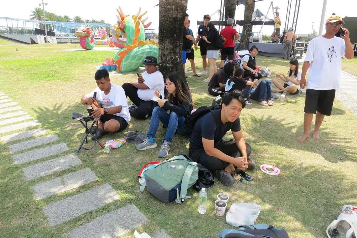 mnquake06 - A group of Taiwanese men who reassured Singaporean engineer Max Zhang (in black T-shift) and his girlfriend after the Taiwan earthquake on April 3 and drove them southwards to safety. (Note: the 2 men in white holding cigs in their hands, if that’s a concern) 

Credit: Courtesy of Max Zhang