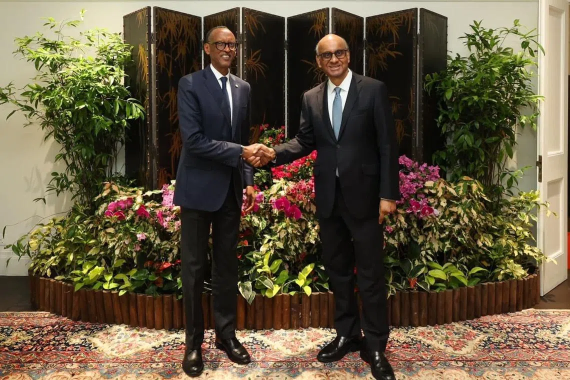 President Tharman Shanmugaratnam meeting his Rwandan counterpart, Mr Paul Kagame.