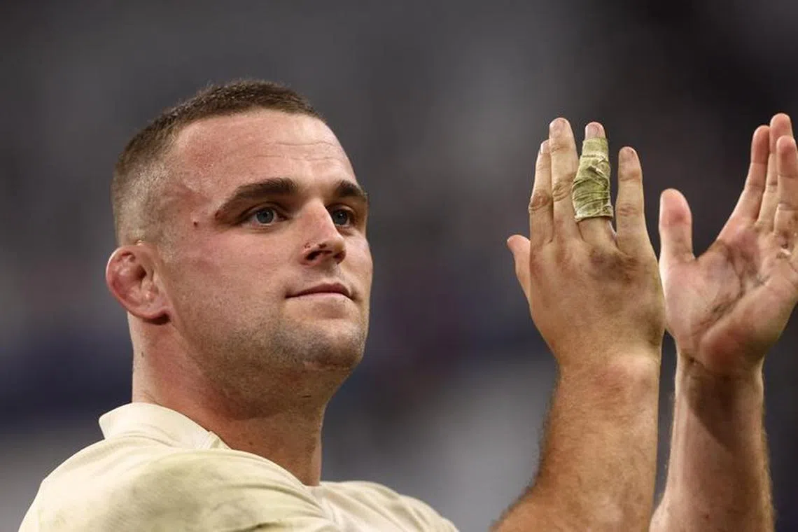 FILE PHOTO:Rugby Union - Rugby World Cup 2023 - Quarter Final - England v Fiji - Orange Velodrome, Marseille, France - October 15, 2023 England's Ben Earl celebrates after the match REUTERS/Stephanie Lecocq/File Photo