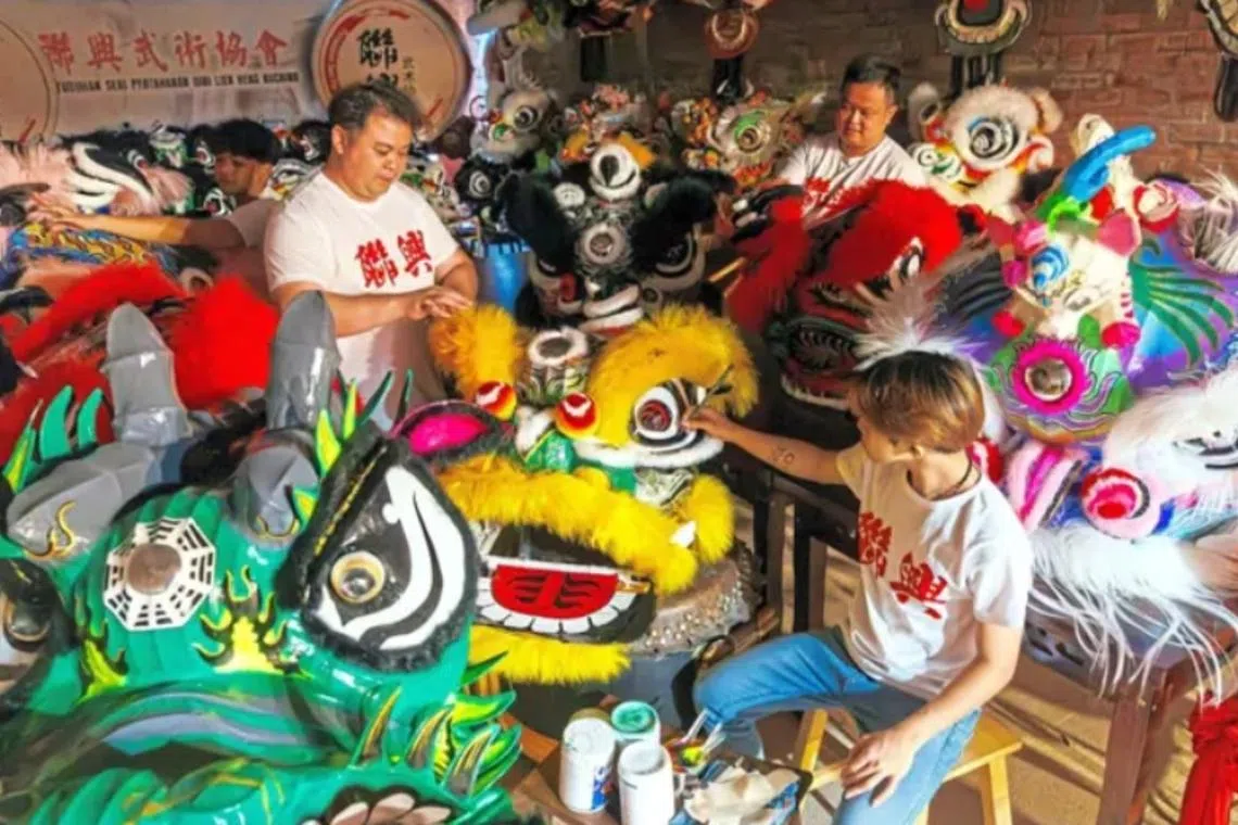 Craftsmen in Sarawak determined to preserve the art of making lion heads