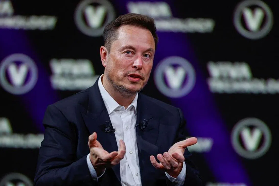 Elon Musk, Chief Executive Officer of SpaceX and Tesla and owner of Twitter, gestures as he attends the Viva Technology conference dedicated to innovation and startups at the Porte de Versailles exhibition centre in Paris, France, June 16, 2023. REUTERS/Gonzalo Fuentes/ File Photo