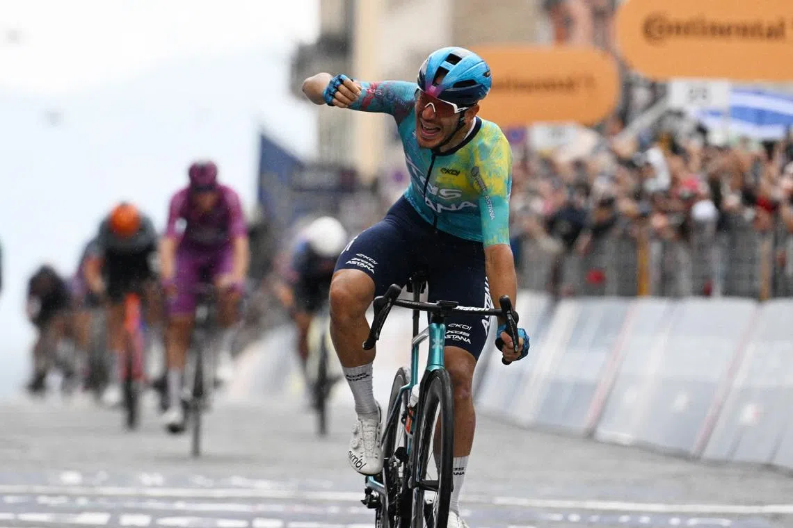 Cycling - Giro d'Italia - Stage 6 - Paestum to Napoli - Italy - May 14, 2026 XDS Astana Team's Davide Ballerini wins stage 6 REUTERS/Jennifer Lorenzini
