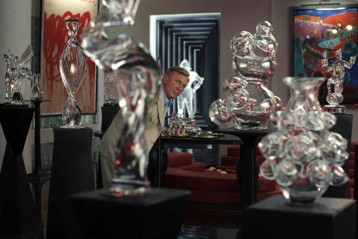 Daniel Craig reprised his role as private detective Benoit Blancin Glass Onion: A Knives Out Mystery.