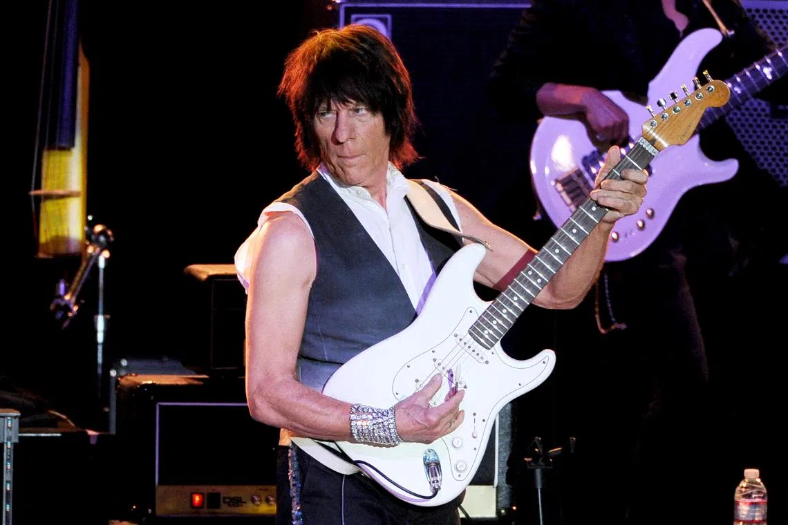 Jeff Beck died “peacefully” after a sudden bout of bacterial meningitis.