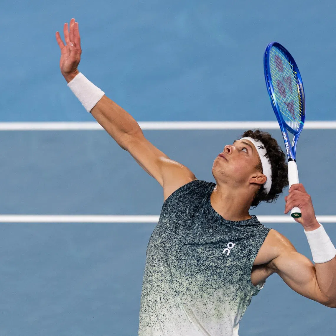 Jan 26, 2026; Melbourne, Victoria, Australia; Ben Shelton of United States in action against Casper Ruud of Norway in the fourth round of the men’s singles at the Australian Open at Rod Laver Arena in Melbourne Park. Mike Frey-Imagn Images