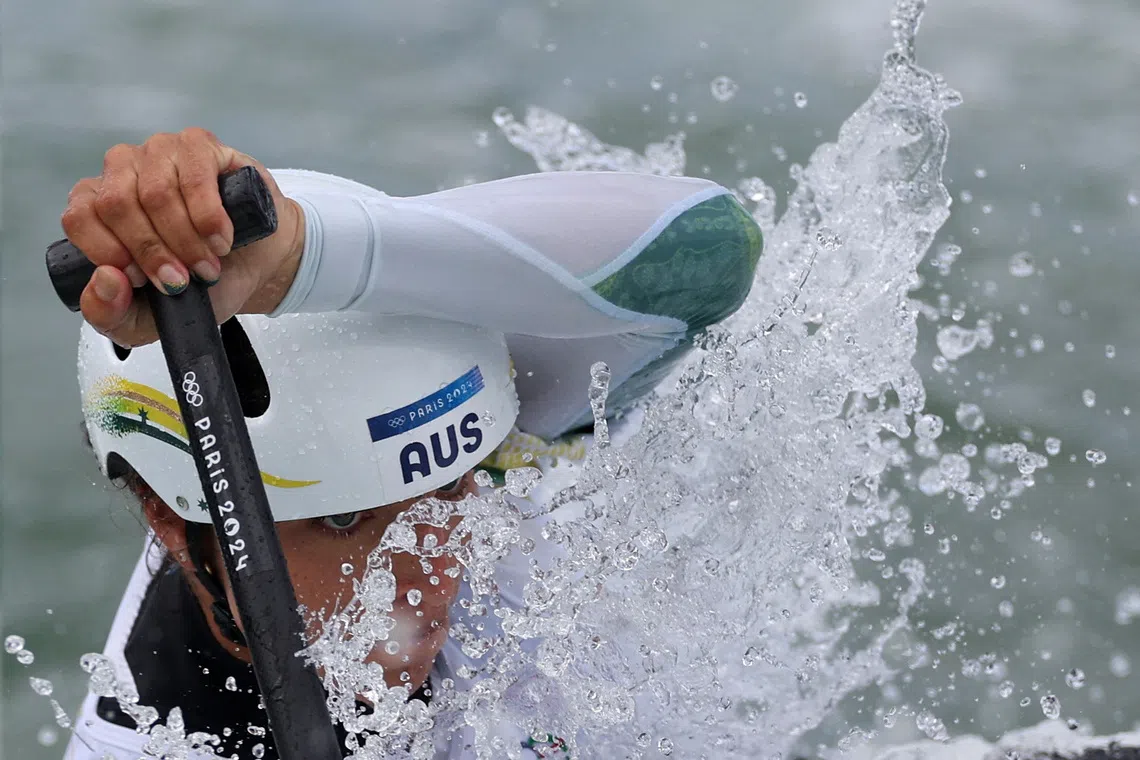Paris 2024 Olympics - Slalom Canoe - Women's Canoe Single Final - Vaires-sur-Marne Nautical Stadium - Whitewater, Vaires-sur-Marne, France - July 31, 2024. Jessica Fox of Australia in action. REUTERS/Paul Childs