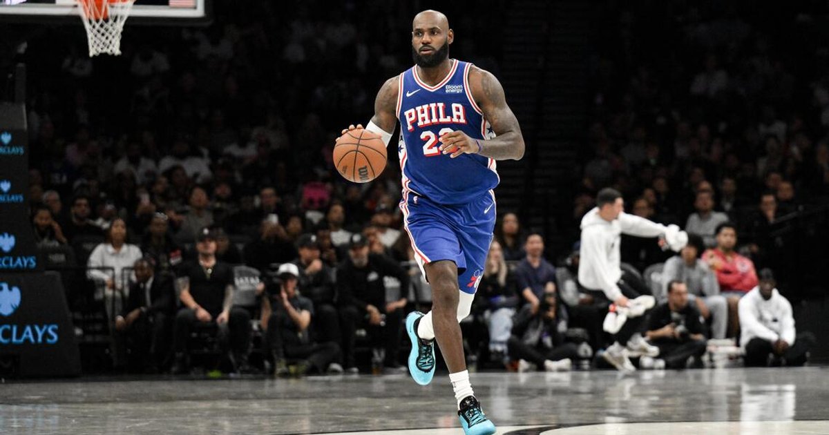 James shines in pre-season debut for re-tooled 76ers
