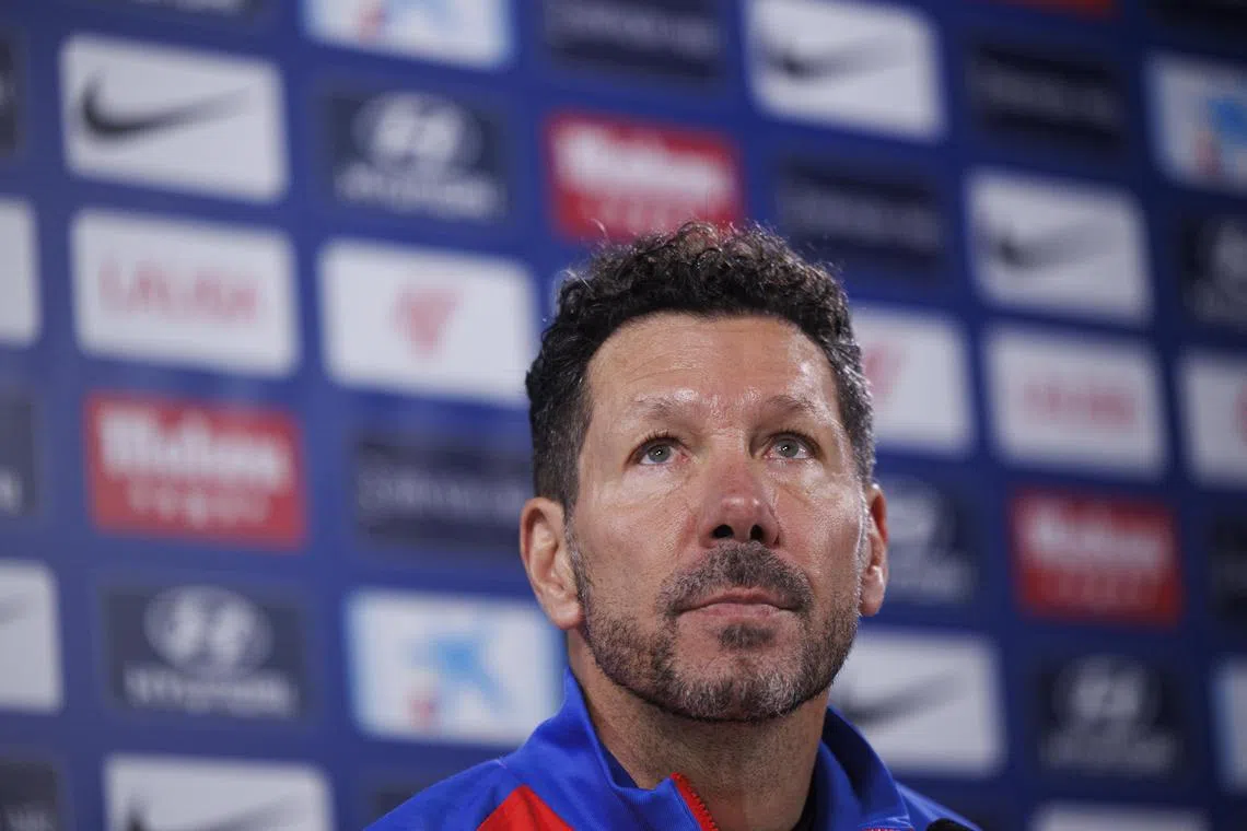Atletico Madrid coach Diego Simeone has called for fans to back his team when they take on Real Madrid.