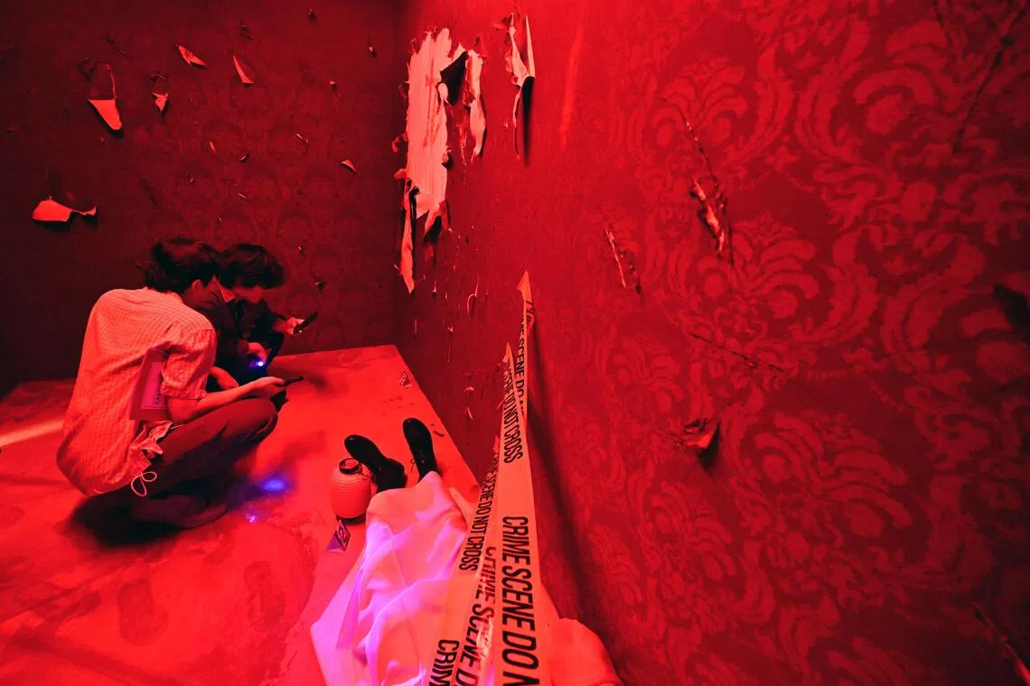 Visitors can help solve the case of a bloody murder in Bugis’ malls with the world’s most famous detective, Sherlock Holmes.