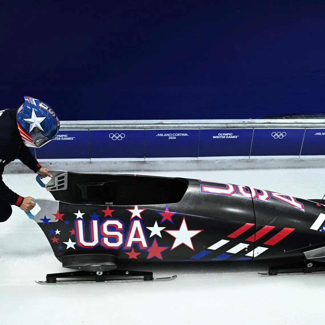 Milano Cortina 2026 Olympics - Bobsleigh - Women's Monobob Official Training Heat 4 - Cortina Sliding Centre, Cortina d'Ampezzo, Italy - February 13, 2026. Elana Meyers Taylor of United States in action during training REUTERS/Annegret Hilse