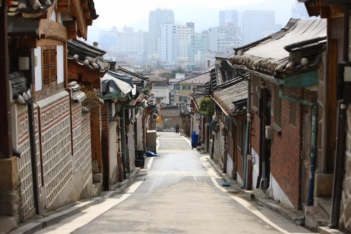 Strict curfews for non-residents at Bukchon Hanok Village will be reinforced daily, while chartered buses carrying tourists will be restricted in several sections