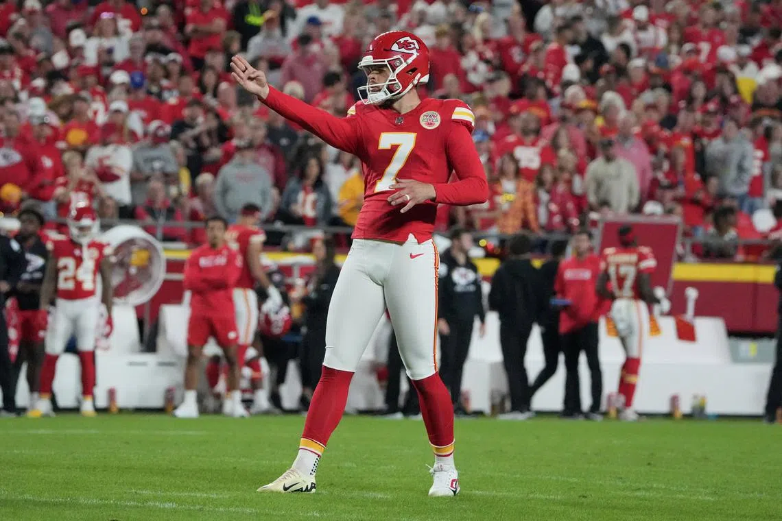 FILE PHOTO: Oct 7, 2024; Kansas City, Missouri, USA; Kansas City Chiefs place kicker Harrison Butker (7) prepares to kick a field goal against the New Orleans Saints during the game at GEHA Field at Arrowhead Stadium. Mandatory Credit: Denny Medley-Imagn Images/File Photo