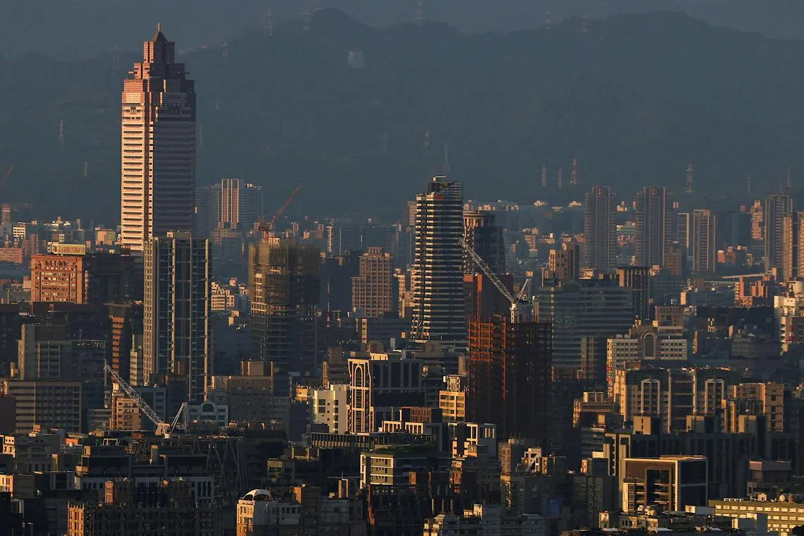 FILE PHOTO: A general view of Taipei skyline during sunrise in Taipei, Taiwan, September 29, 2022. REUTERS/Ann Wang/File Photo