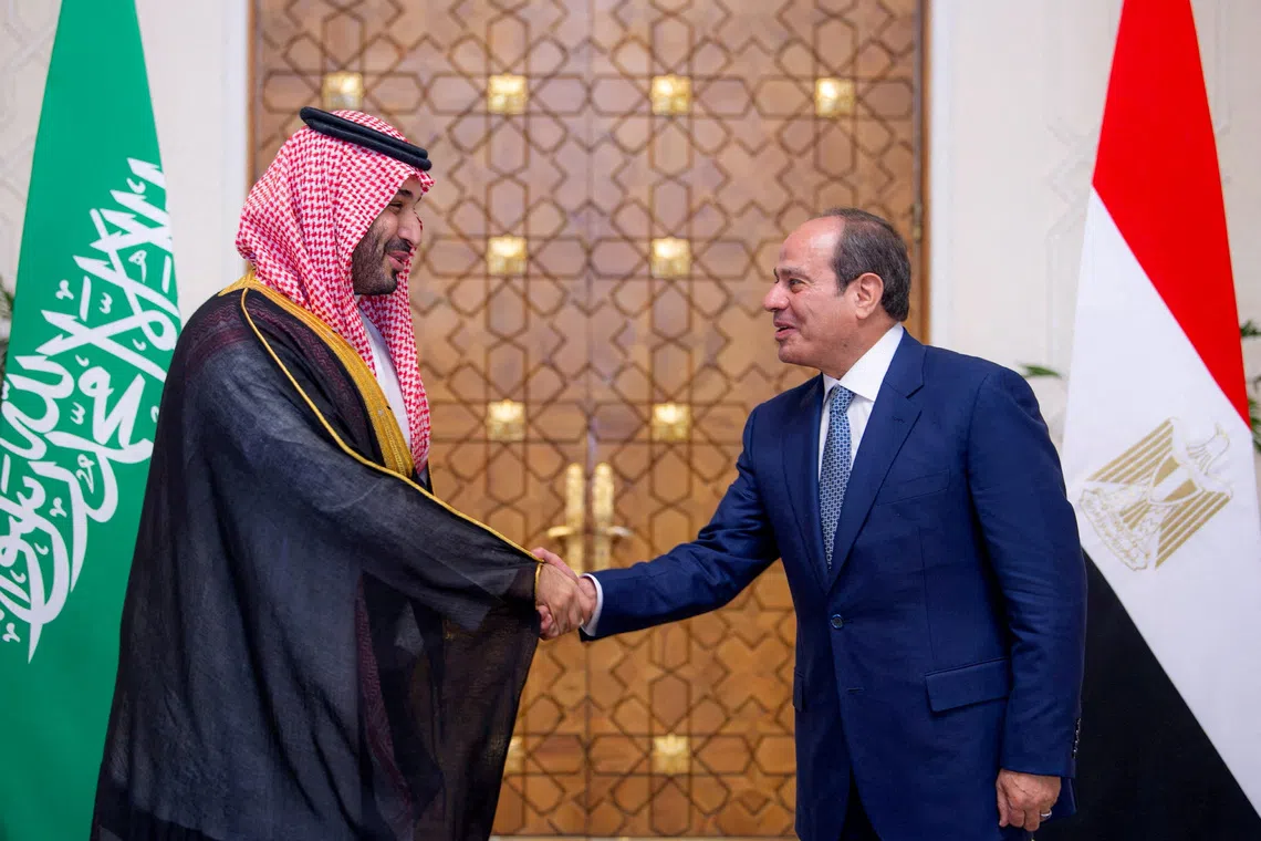 FILE PHOTO: Egyptian President Abdel Fattah al-Sisi meets Saudi Crown Prince Mohammed bin Salman in Cairo, Egypt, September 15, 2026. Bandar Algaloud/Courtesy of Saudi Royal Court/Handout via REUTERS ATTENTION EDITORS - THIS PICTURE WAS PROVIDED BY A THIRD PARTY/File Photo
