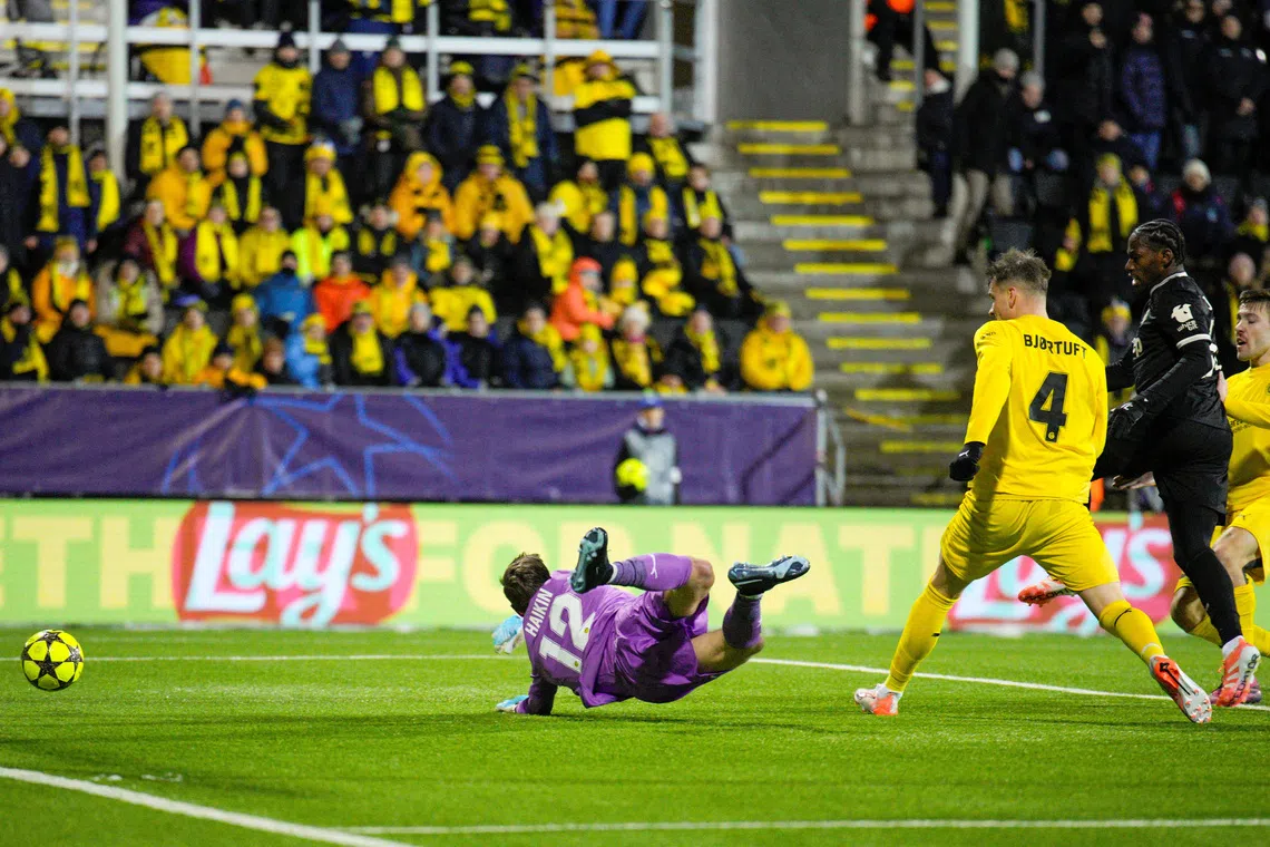 Soccer - UEFA Champions League - Bodo/Glimt v Juventus - Aspmyra Stadion, Bodo, Norway - November 25, 2025 Juventus' Jonathan David scores their third goal  Stian Lysberg Solum/NTB via REUTERS
