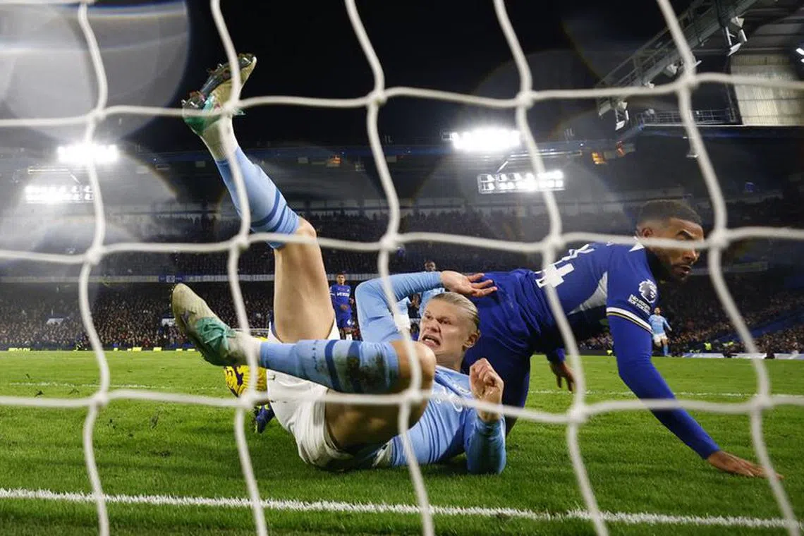 Soccer Football - Premier League - Chelsea v Manchester City - Stamford Bridge, London, Britain - November 12, 2023 Manchester City's Erling Braut Haaland scores their third goal Action Images via Reuters/John Sibley