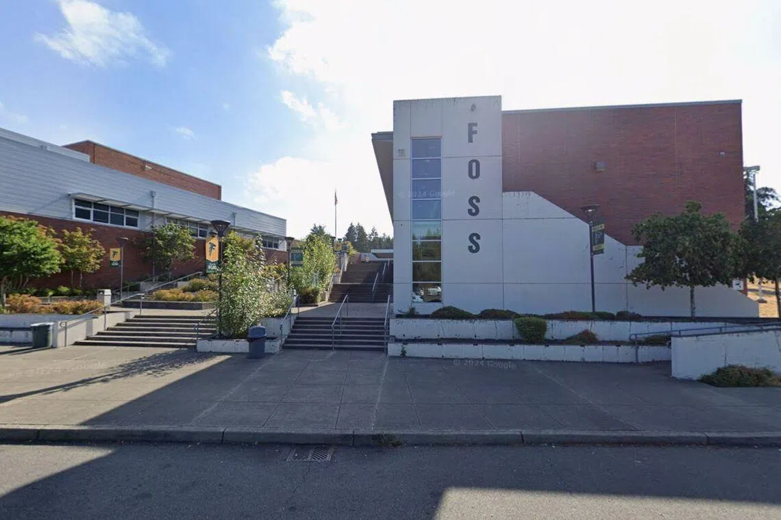 6 injured in stabbing at US high school in Washington state