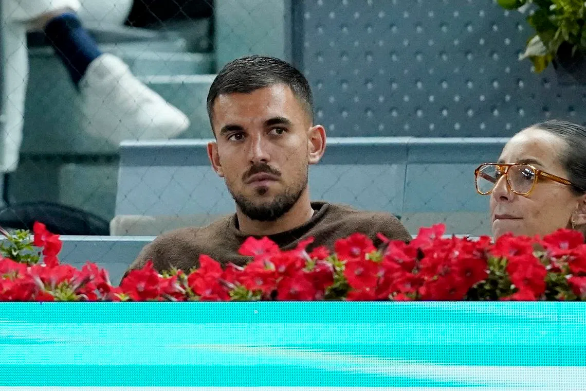 FILE PHOTO: Tennis - Madrid Open - Park Manzanares, Madrid, Spain - April 26, 2026  Football player Dani Ceballos is seen during the round of 32 match between Spain's Rafael Jodar and Brazil's Joao Fonseca REUTERS/Ana Beltran/File Photo