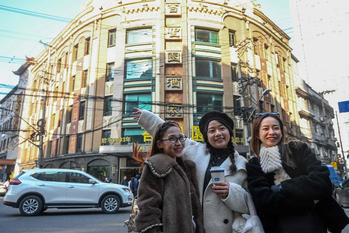 Long-term single lifestyles are gradually becoming more widespread in China.