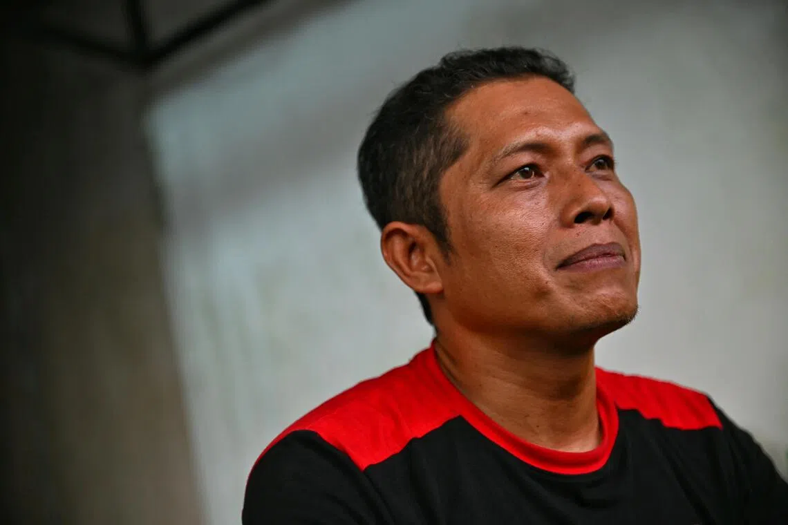In Syamsudin Noor, community leader Hendri Wibowo said the threat of punishment had changed behaviour among farmers.