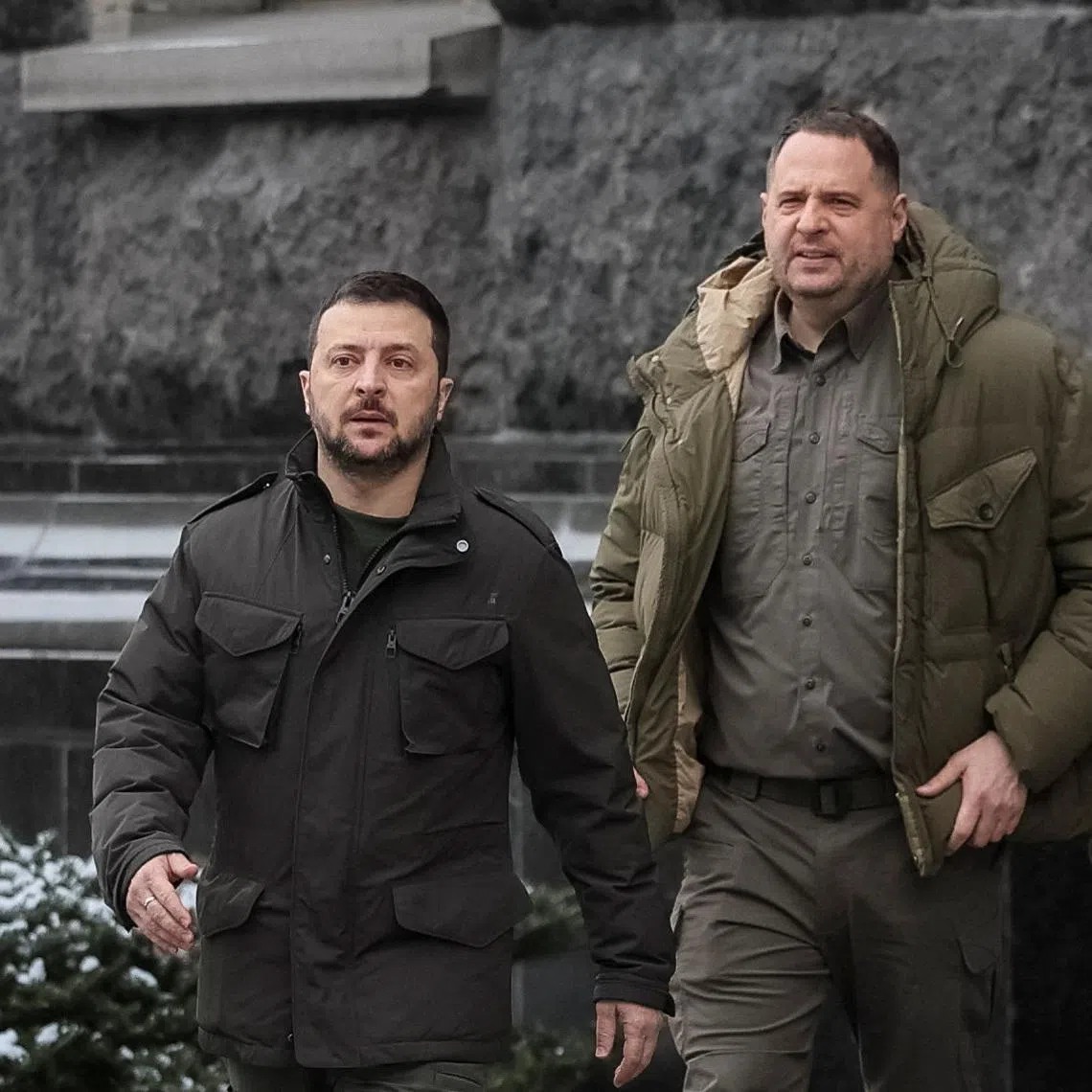 FILE PHOTO: Ukraine's President Volodymyr Zelenskiy and Head of the Presidential Office Andriy Yermak walk, amid Russia's attack on Ukraine, in Kyiv, Ukraine January 22, 2024. REUTERS/Gleb Garanich/File Photo