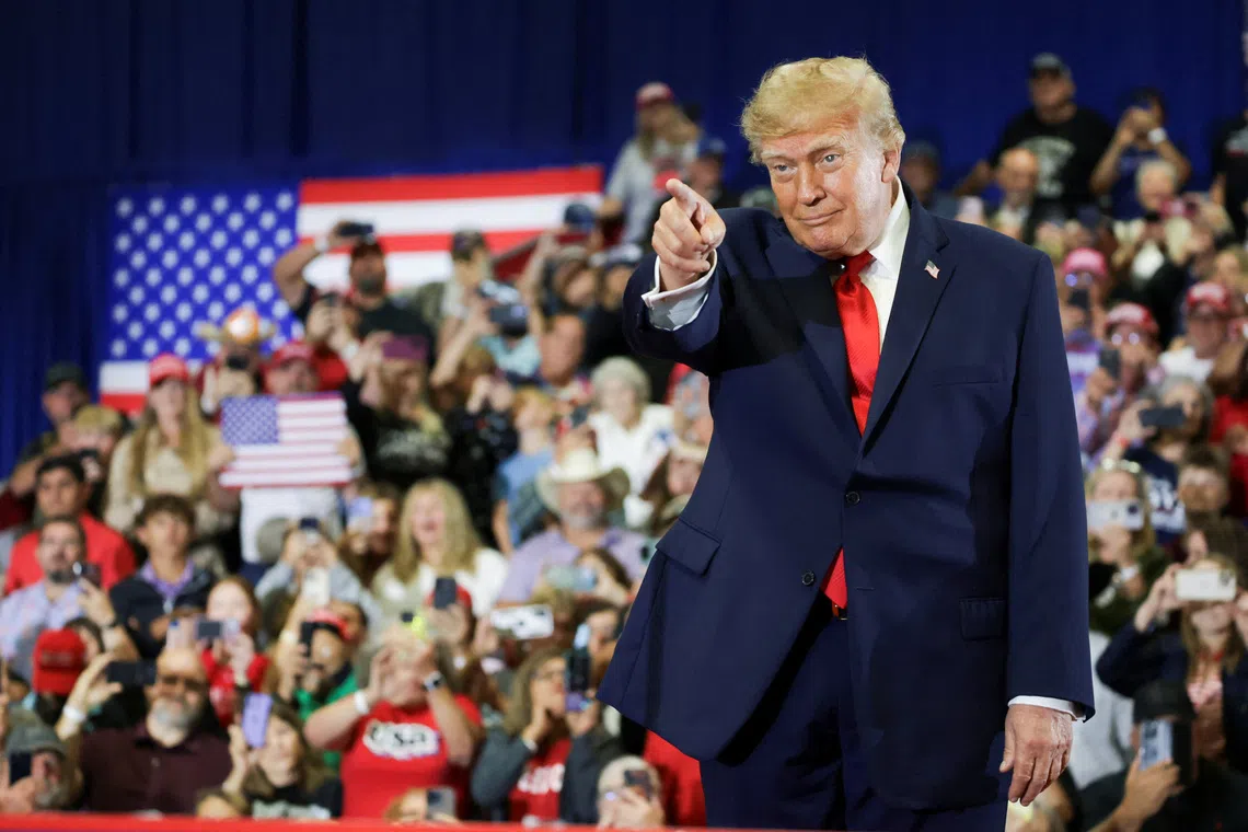 President Trump participates in a midterm election rally for Oklahoma Republican gubernatorial candidate Mike Mazzei, October 1, 2026. REUTERS/Jonathan Ernst