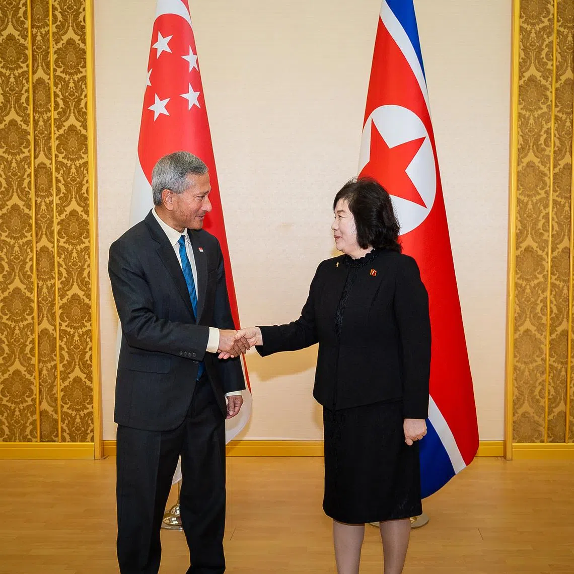 Minister for Foreign Affairs Dr Vivian Balakrishnan (left) made a working visit to the Democratic People’s Republic of Korea from 26 to 27 May at the invitation of DPRK Foreign Minister Choe Son Hui. 