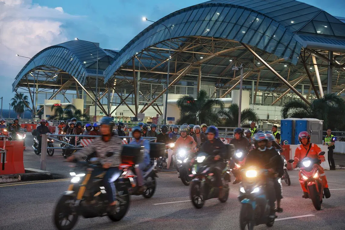 Motorists will be diverted to a lane on the opposite carriageway instead.