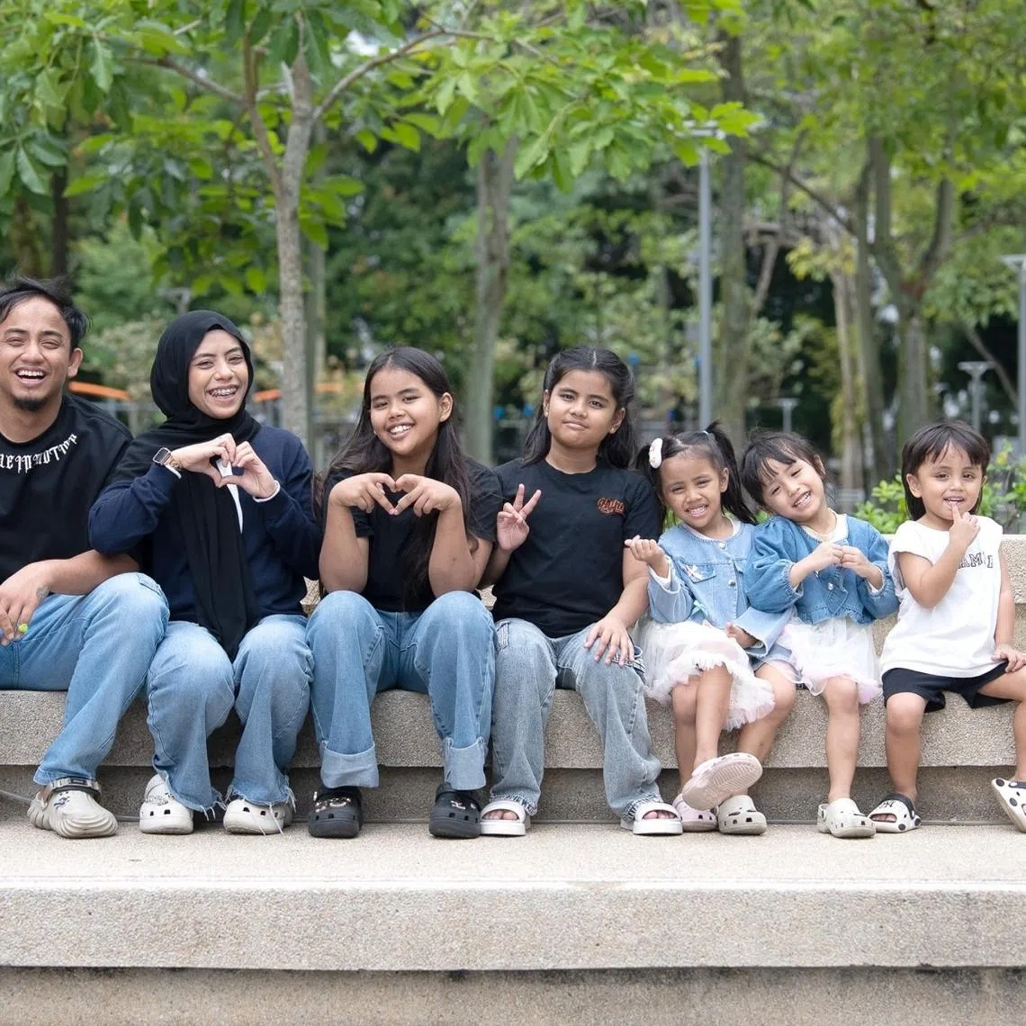 One family who has benefited from the ComLink+ scheme is Madam Hurul Ain Abdul Rahman, Mr Muhammad Hafiz Hassan and their five children. 