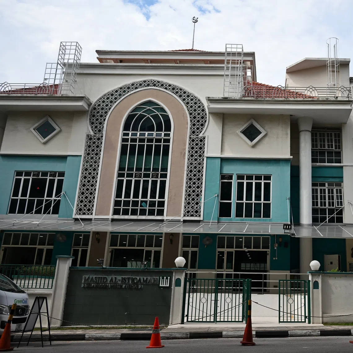 Congregants at the mosque in Serangoon North had to be evacuated on Sept 24 as a precaution, after a suspicious parcel was delivered to it.