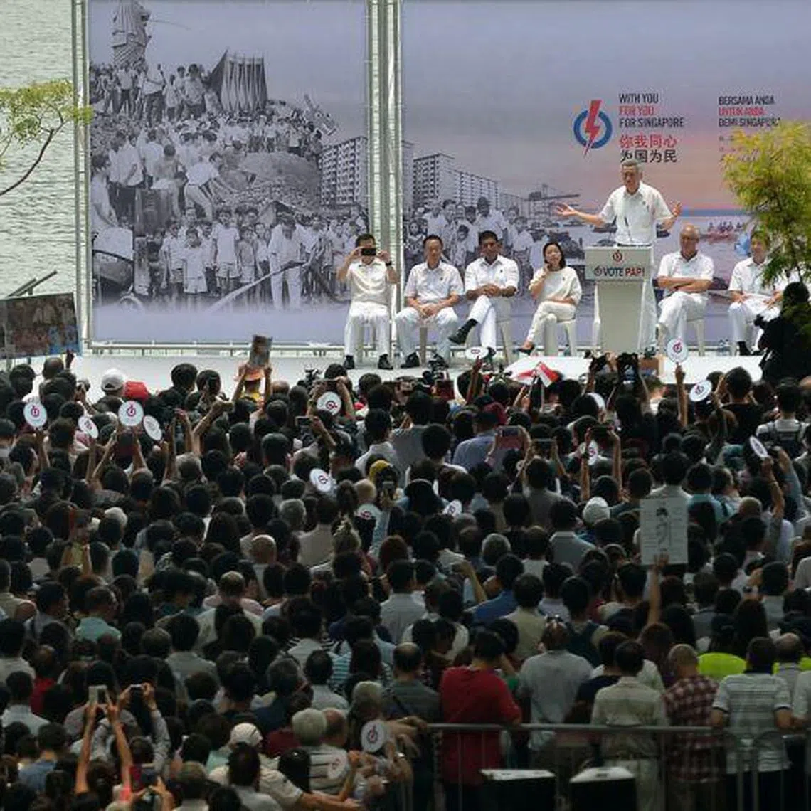 Prime Minister Lee Hsien Loong speaking at a People's Action Party lunchtime rally at the Promenade area beside UOB Plaza on September 8, 2015.
