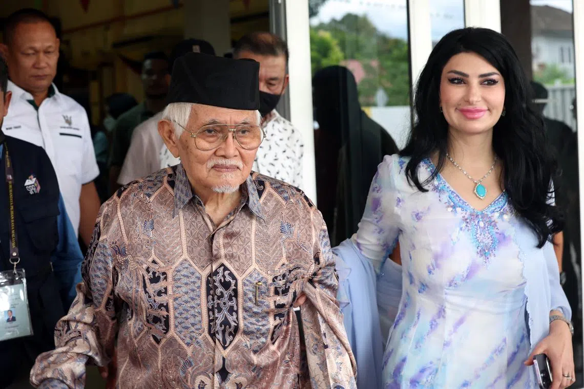On Feb 3, news circulated that Mr Taib Mahmud had been taken from a hospital in Sarawak by his wife Toh Puan Raghad Kurdi Taib against medical advice.