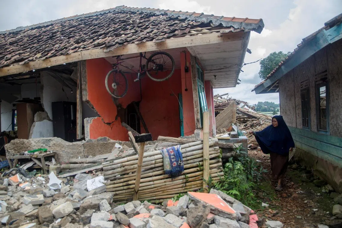 The shallow 5.6-magnitude earthquake hit the West Java town of Cianjur on Monday.