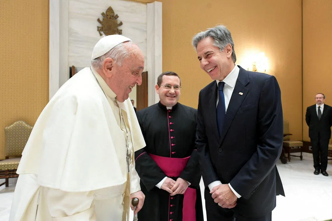 U.S. Secretary of State Antony Blinken meets Pope Francis at the Vatican, November 27, 2024. Vatican Media/­Handout via REUTERS
