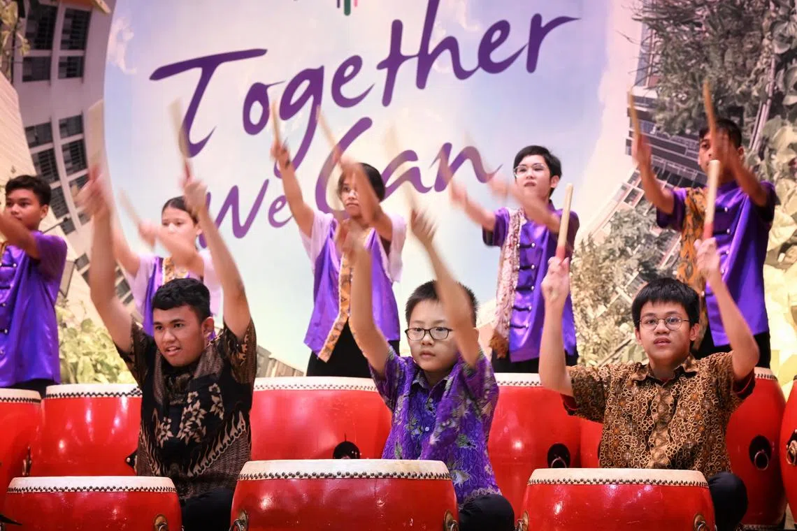 Slug: etspectra28
ST PHOTO: Chong Jun Liang

Students performing during the Spectra Secondary School’s 10th Anniversary Celebrations on October 28, 2023. 

*****


Spectra will be holding its 10th Anniversary Celebrations, themed Forward Singapore, Upward Spectra on Saturday. Spectra students will be showcasing various skills acquired through the school’s unique curriculum and facilities. Will be speaking to the Principal and alumni.