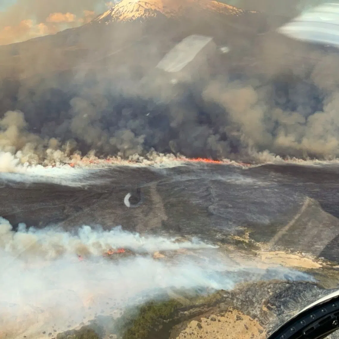 The fire in Tongariro National Park broke out on Nov 8 and has so far burnt through 2,500ha of alpine bush.