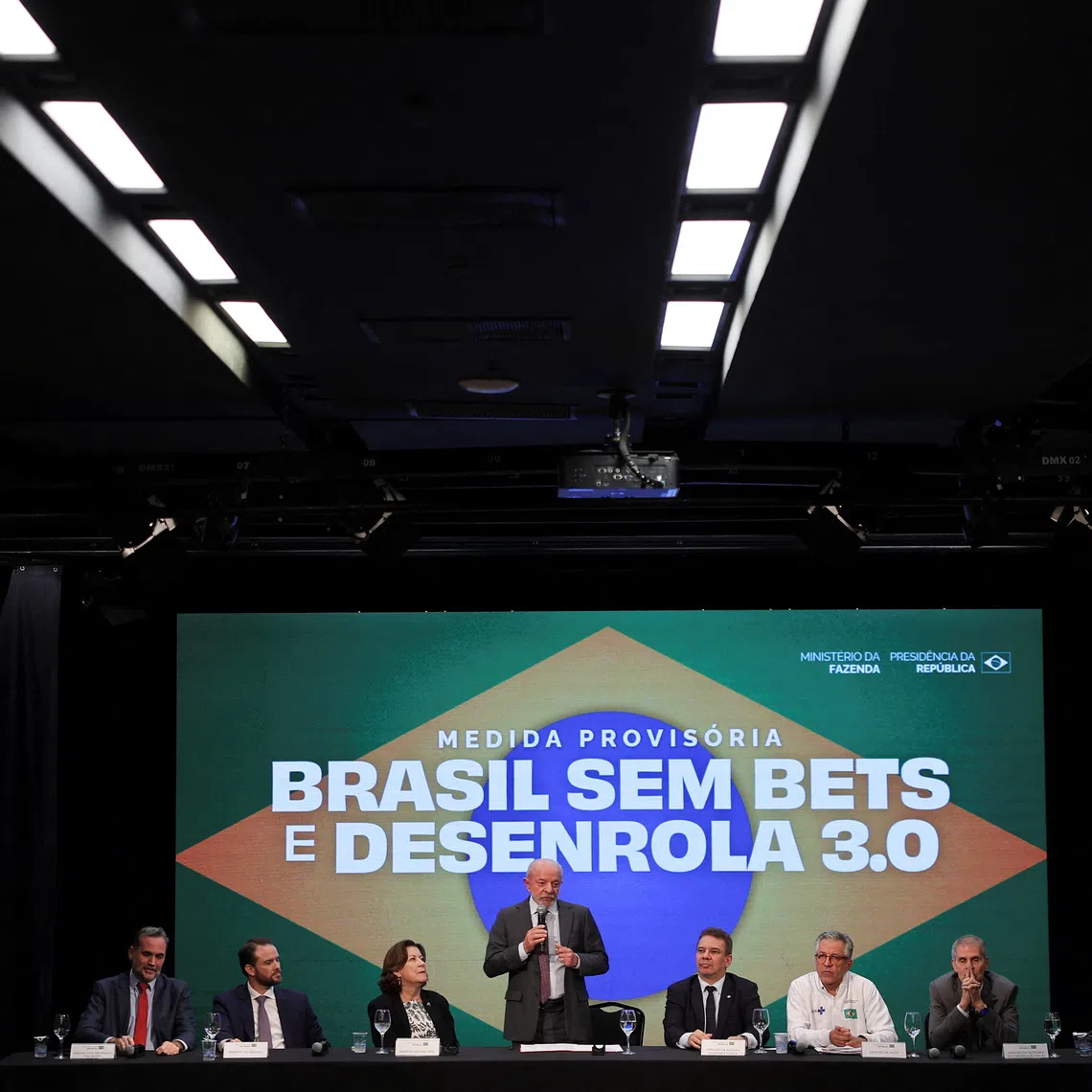 Brazilian President Luiz Inacio Lula da Silva, a candidate for reelection for the Workers' Party (PT), announces a national ban on the operation of online betting companies, known locally as \"bets\" and other economic measures aimed at protecting families and working-class households, in Sao Paulo, Brazil, September 25, 2026. REUTERS/Amanda Perobelli