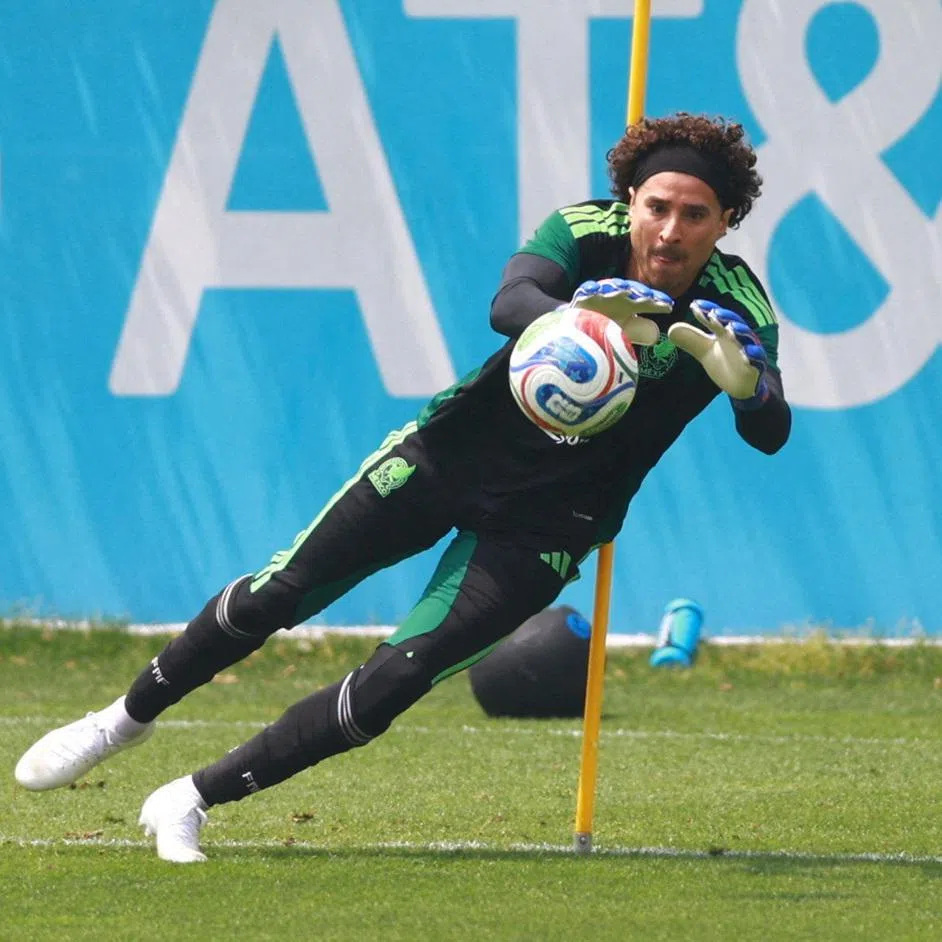 FILE PHOTO: Mexico's Guillermo Ochoa during training in Mexico City, May 13, 2026. REUTERS/Raquel Cunha/File Photo