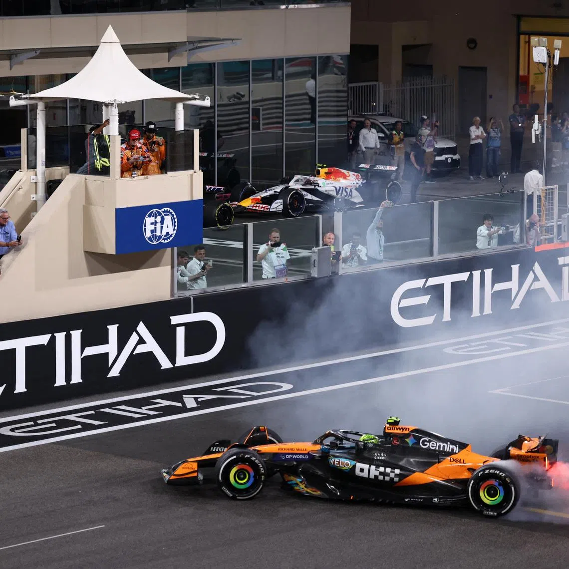 Formula One F1 - Abu Dhabi Grand Prix - Yas Marina Circuit, Abu Dhabi, United Arab Emirates - December 7, 2025 McLaren's Lando Norris celebrates after becoming the 2025 Formula One World Champion REUTERS/Amr Alfiky